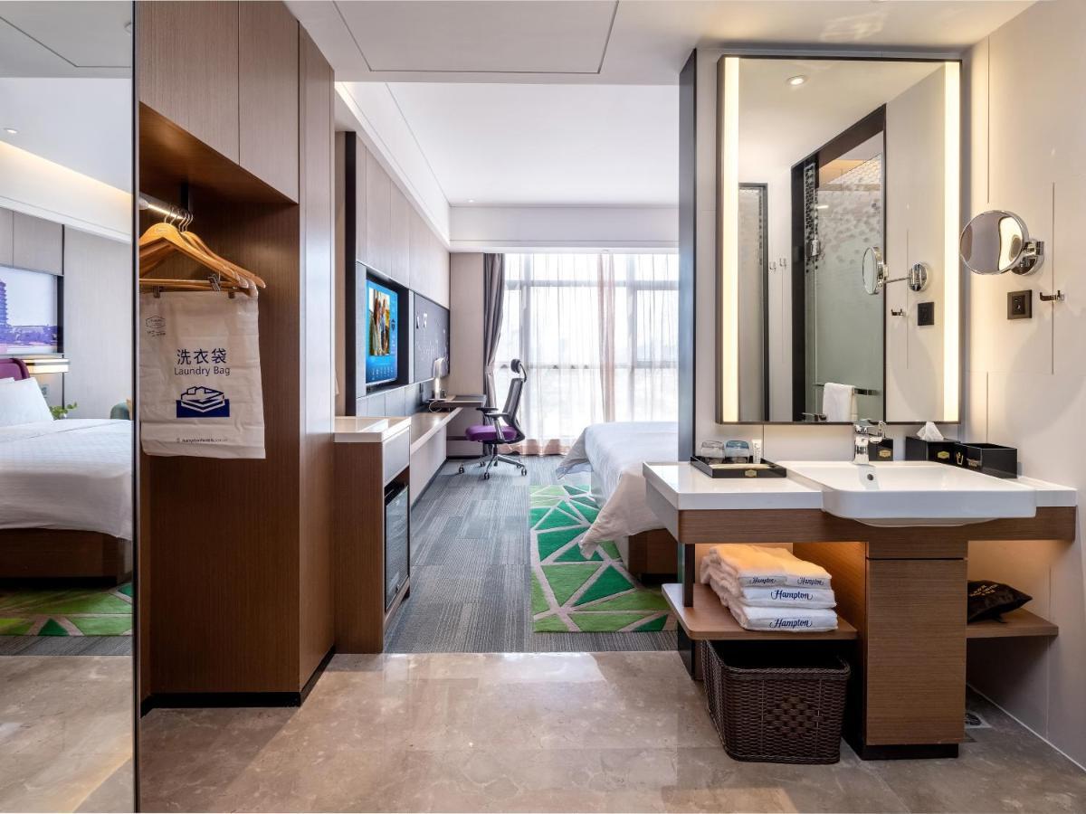 Hotel Hampton By Hilton Nanning Wuxiang Exterior foto